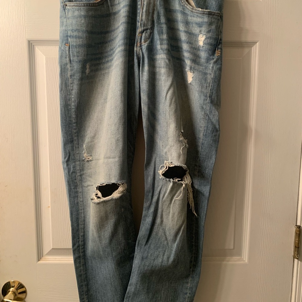 BDG Men's Relaxed Blue Distressed Jeans